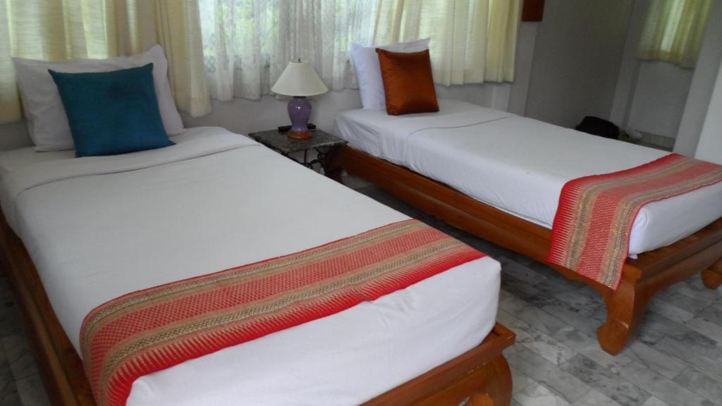 The Red Hibicus Guest House Čiang Mai Pokoj fotografie